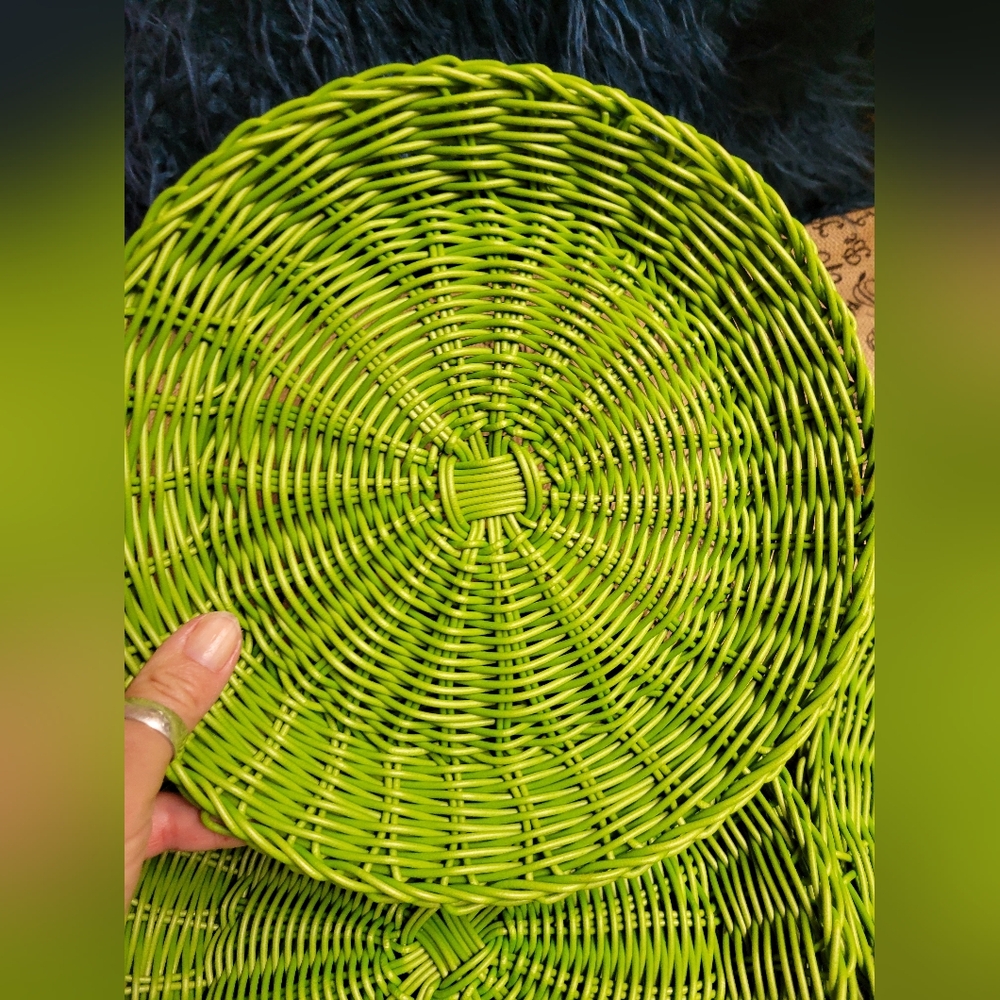 Wicker lot of 4 green paper plate baskets pretty lime green color - Picture 5 of 7